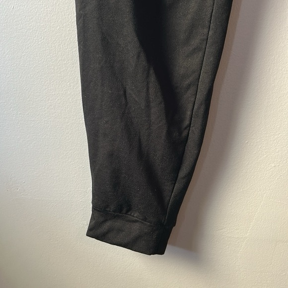 Black Old Navy Joggers XL Athletic Wear - Picture 2 of 7
